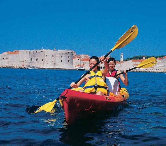 Supersaver Cable Car + Walk tour + City Walls / 67 EUR